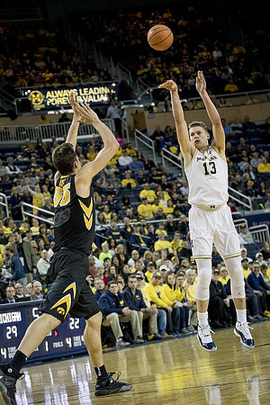 Moritz Wagner (13)