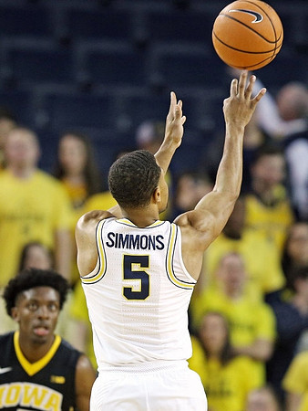 Jaaron Simmons (5)