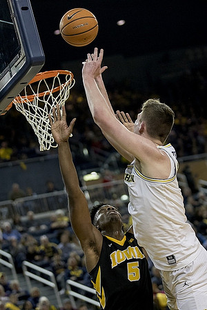 Moritz Wagner (13)