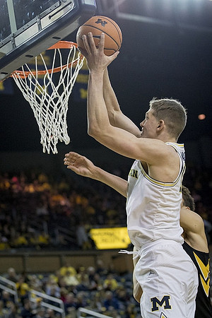 Moritz Wagner (13)