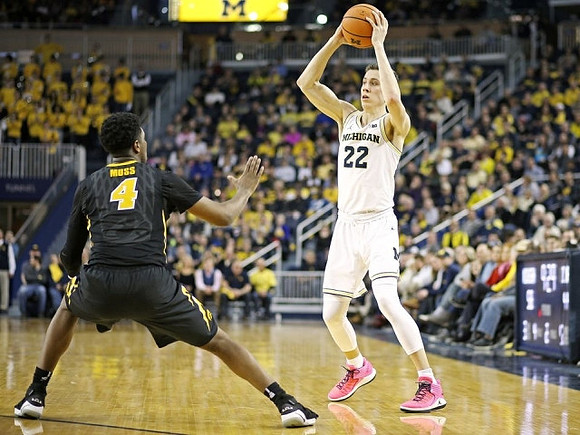 Duncan Robinson (22)