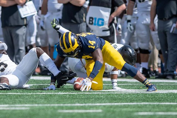 Josh Metellus (14)