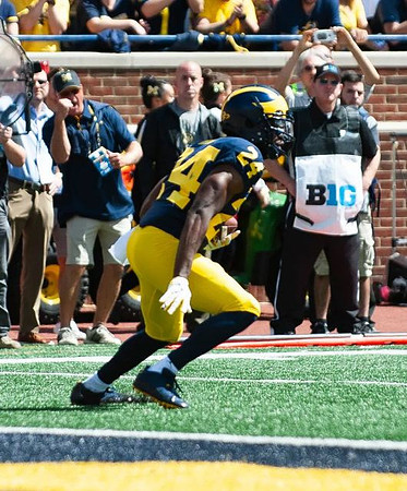 Lavert Hill (24)