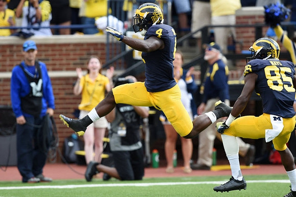 De'Veon Smith (4) and Maurice Ways (85)