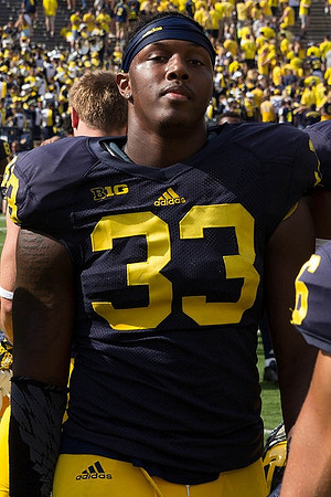 Taco Charlton (33)