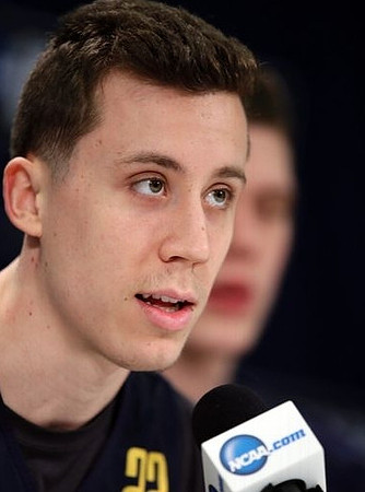 Duncan Robinson (22)