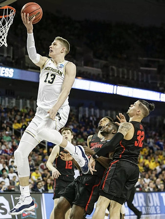 Moritz Wagner (13)