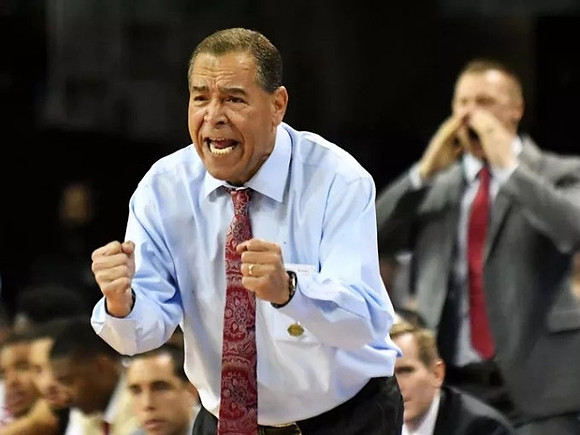 Houston Head Coach Kelvin Sampson