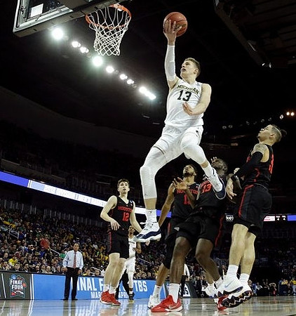 Moritz Wagner (13)