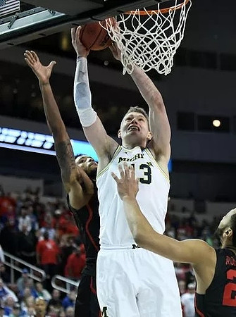 Moritz Wagner (13)