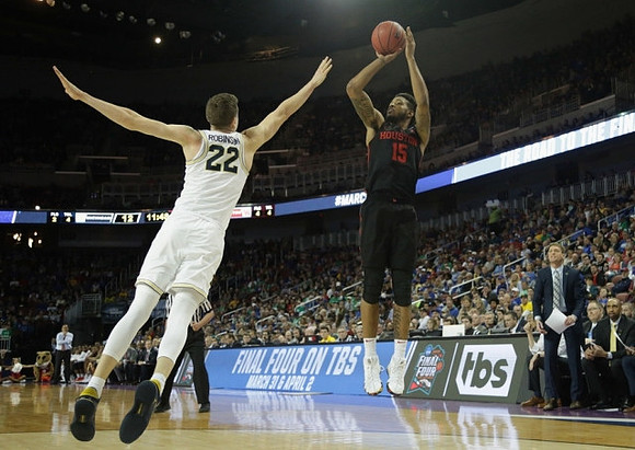 Duncan Robinson (22)