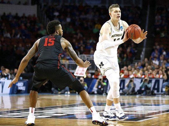 Moritz Wagner (13)