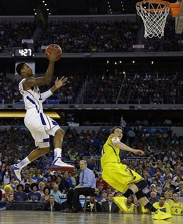Nik Stauskas (11)