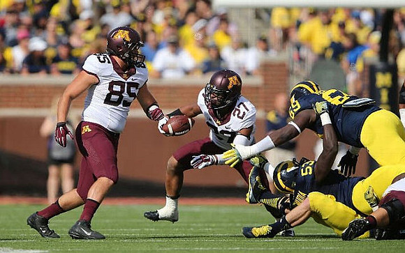 Mario Ojemudia (53) and Willie Henry (69)