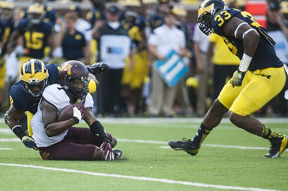 Blake Countess (2) and Taco Charlton (33)