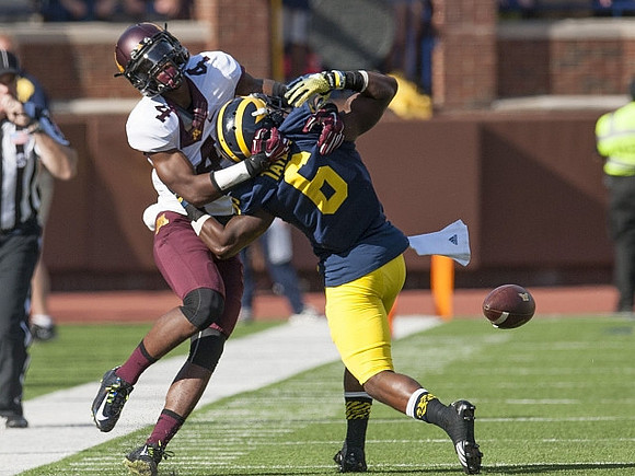 Raymon Taylor (6)