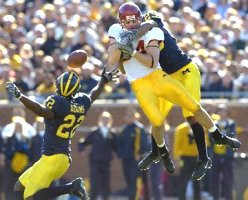Leon Hall (29) and Jamar Adams (22)