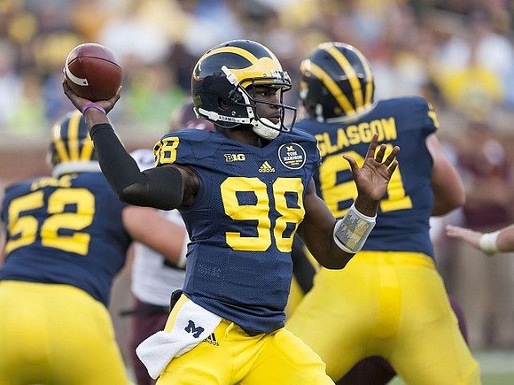 Mason Cole (52), Devin Gardner (98), and Graham Glasgow (61)