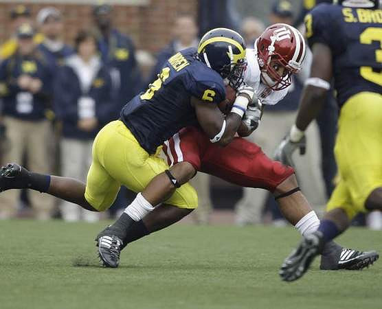 Donovan Warren (6) and Stevie Brown (3)
