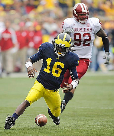 Denard Robinson (16)