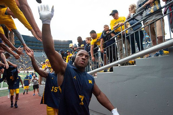 Khaleke Hudson (7)