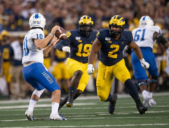 Kwity Paye (19) and Carlo Kemp (2)