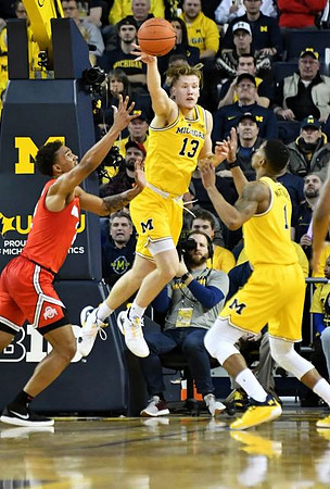 Ignas Brazdeikis (13) and Charles Matthews (1)