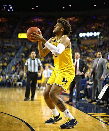 Isaiah Livers (4)