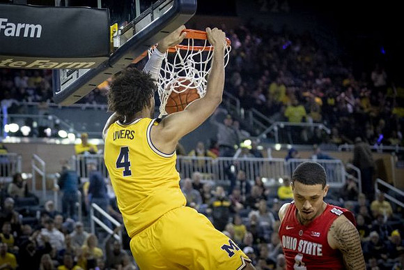 Isaiah Livers (4)