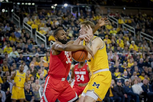 Ignas Brazdeikis (13) and Zavier Simpson (3)