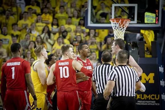 Ignas Brazdeikis (13) and Jon Teske (15)
