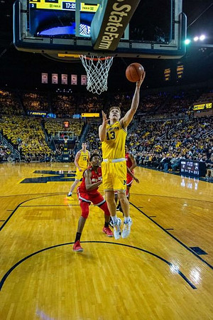 Ignas Brazdeikis (13) and Jon Teske (15)
