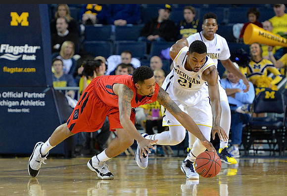 Zak Irvin (21)