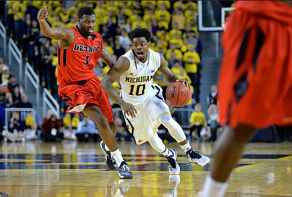 Derrick Walton Jr. (10)