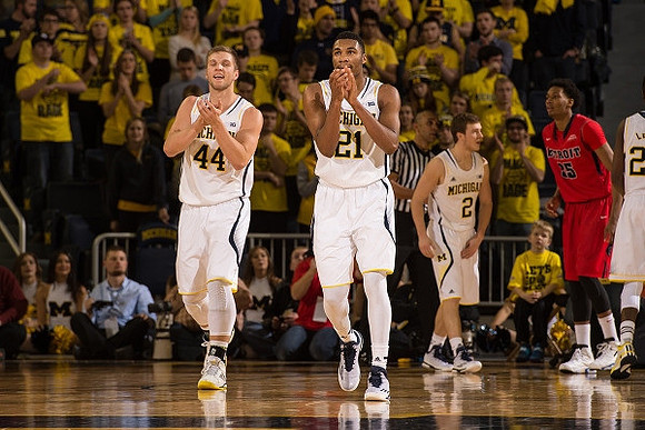 Max Bielfeldt (44), Zak Irvin (21), and Spike Albrecht (2)