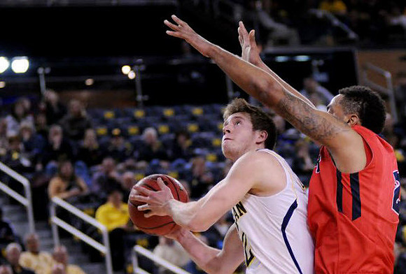 Spike Albrecht (2)