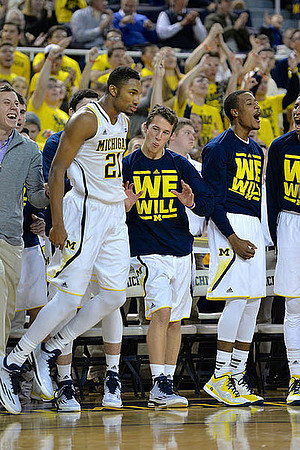 Zak Irvin (21) and Andrew Dakich (11)