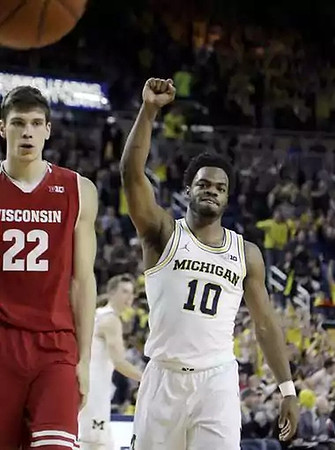 Derrick Walton Jr. (10)