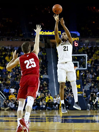 Zak Irvin (21)
