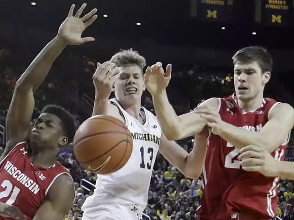 Moritz Wagner (13)