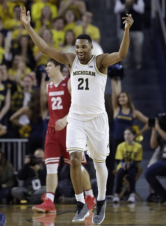 Zak Irvin (21)
