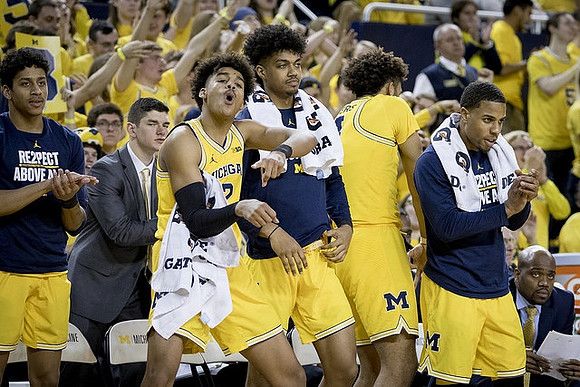 Eli Brooks (55), Jordan Poole (2), Ibi Watson (23), Isaiah Livers (4), and Jaaron Simmons (5)
