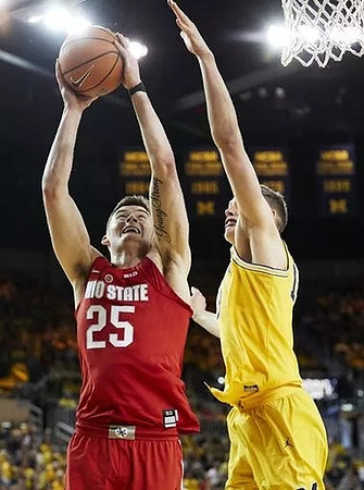 Moritz Wagner (13)
