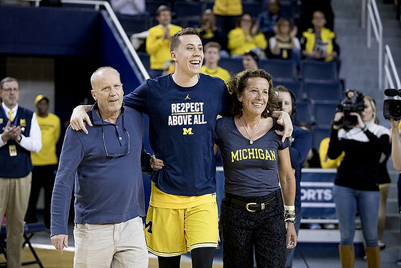Duncan Robinson (22)