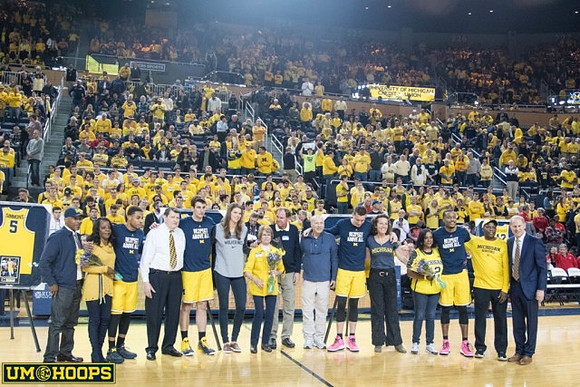 Jaaron Simmons (5), Austin Hatch (30), Duncan Robinson (22), Muhammad-Ali Abdur-Rahkman (12), and John Beilein