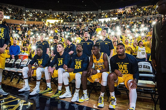 Aubrey Dawkins (24), Duncan Robinson (22), Derrick Walton Jr. (10), Caris LeVert (23), and Zak Irvin (21)