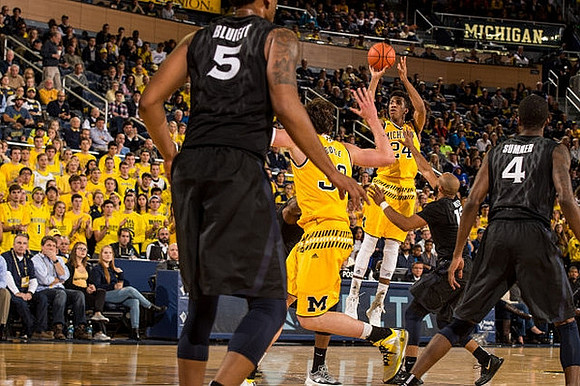 Ricky Doyle (32) and Aubrey Dawkins (24)