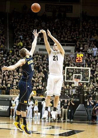 Nik Stauskas (11)
