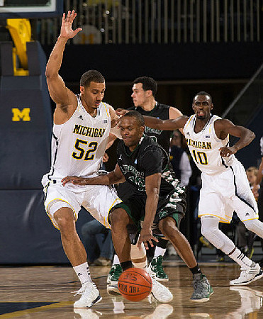 Jordan Morgan (52) and Tim Hardaway Jr. (10)