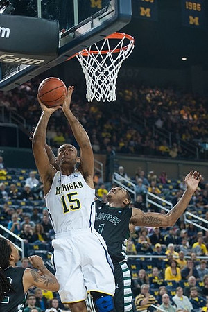 Jon Horford (15)